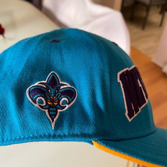 New Orleans Hornets 2010 NBA Draft Fleur De Lis Cap Hat Retro Adidas Flex Fit - Picture 2 of 8